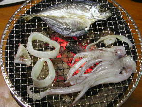 �I�B�����Y�̒��Ε��@�B�Ԃɂ́A���|���������`��h���Ēu���ƖԂ��ł��ɂ����B